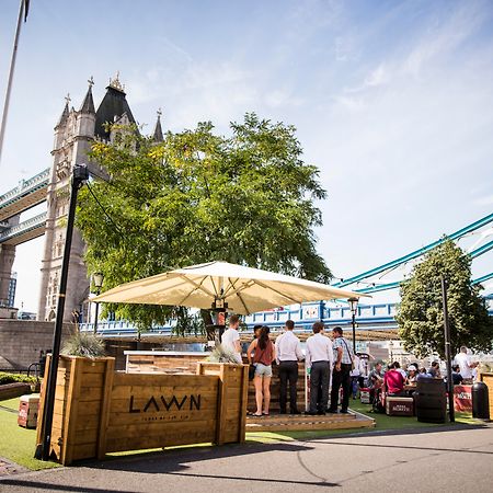 The Tower Hotel, By Thistle Londra Esterno foto Lawn at the Tower Bridge