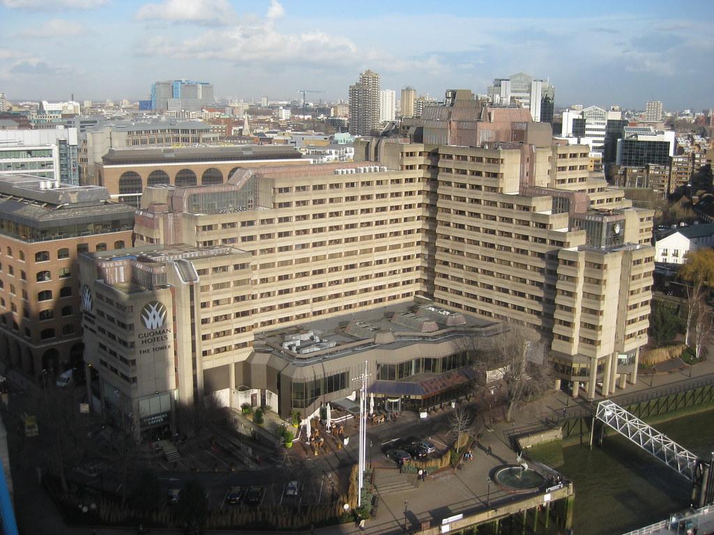 The Tower Hotel, By Thistle Londra Esterno foto The hotel in 2008