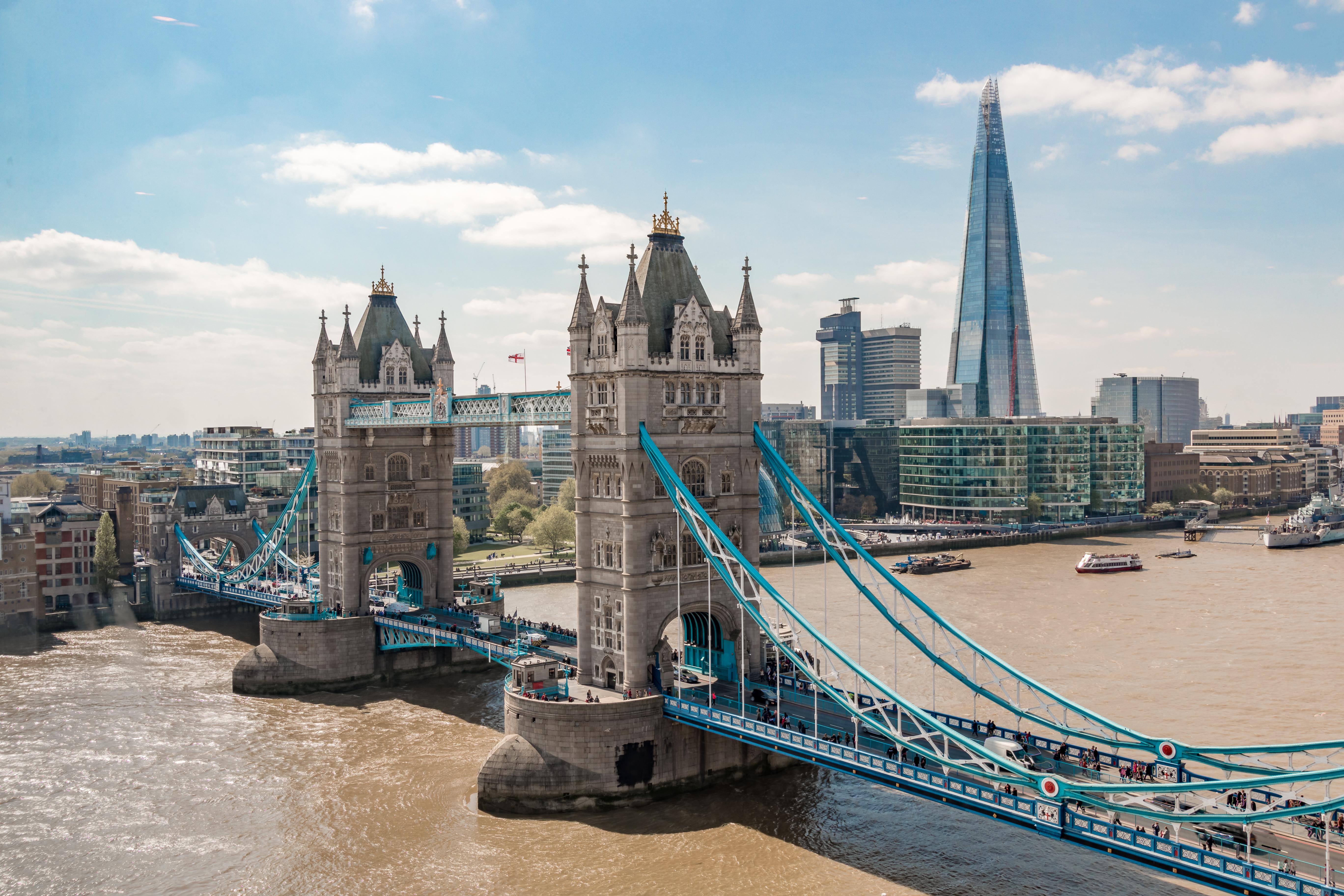 The Tower Hotel, By Thistle Londra Esterno foto Tower Bridge and the Shard